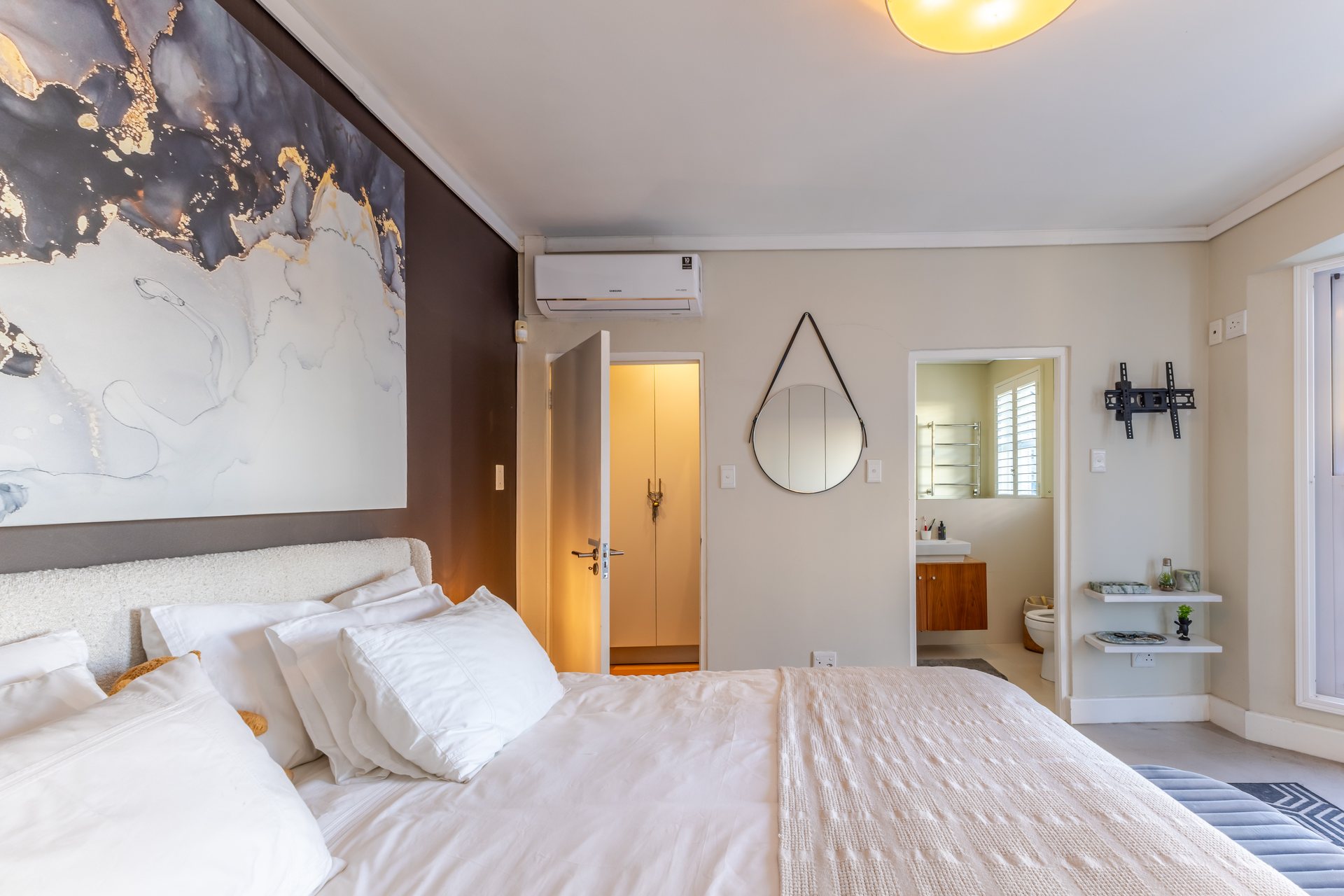 Sea Point Residence