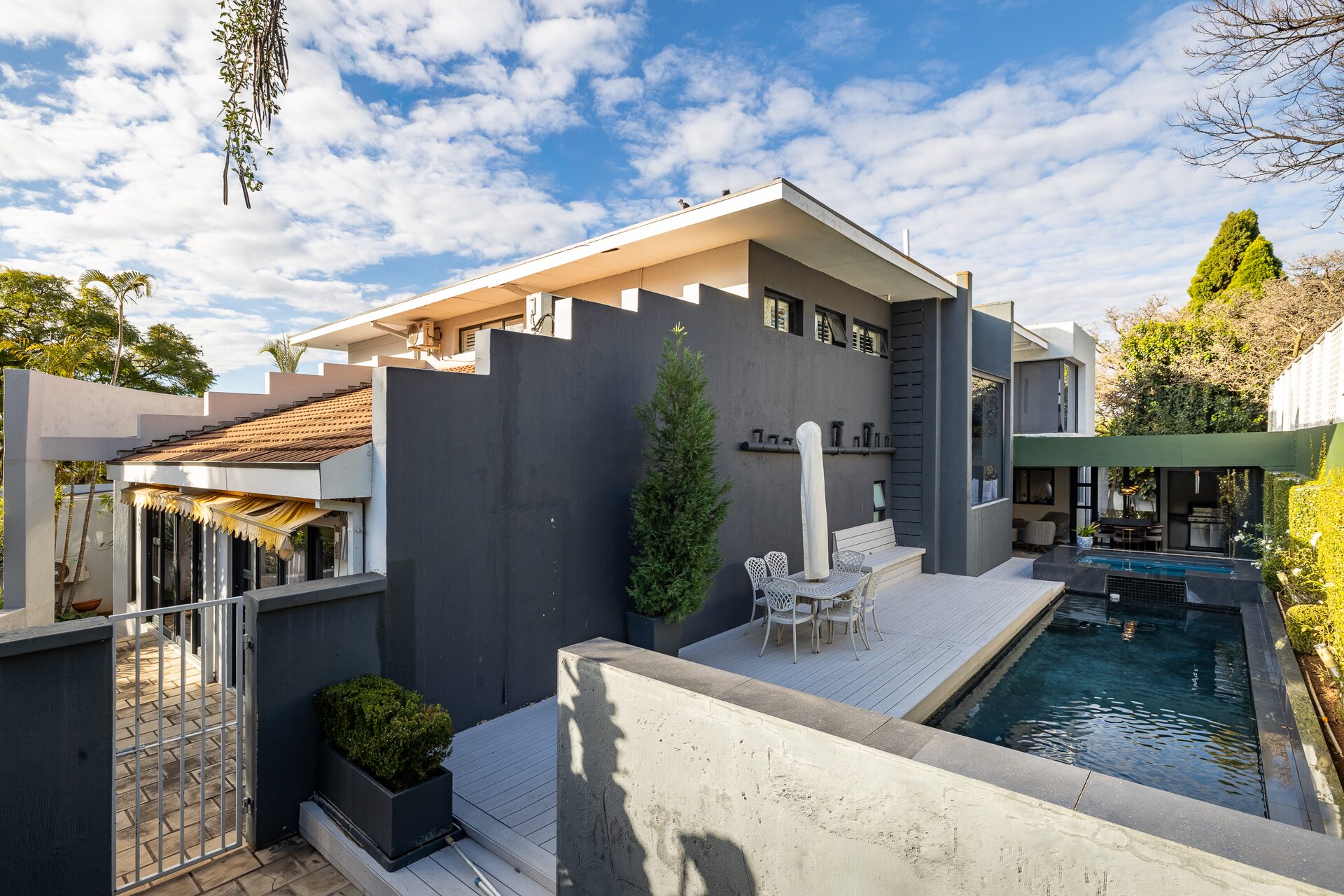 Waterkloof Residence
